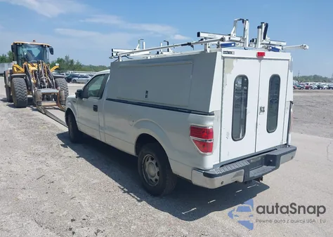 2014 Ford F-150 Xl z USA, uszkodzony, nr VIN 1FTMF1EM7EKD62033